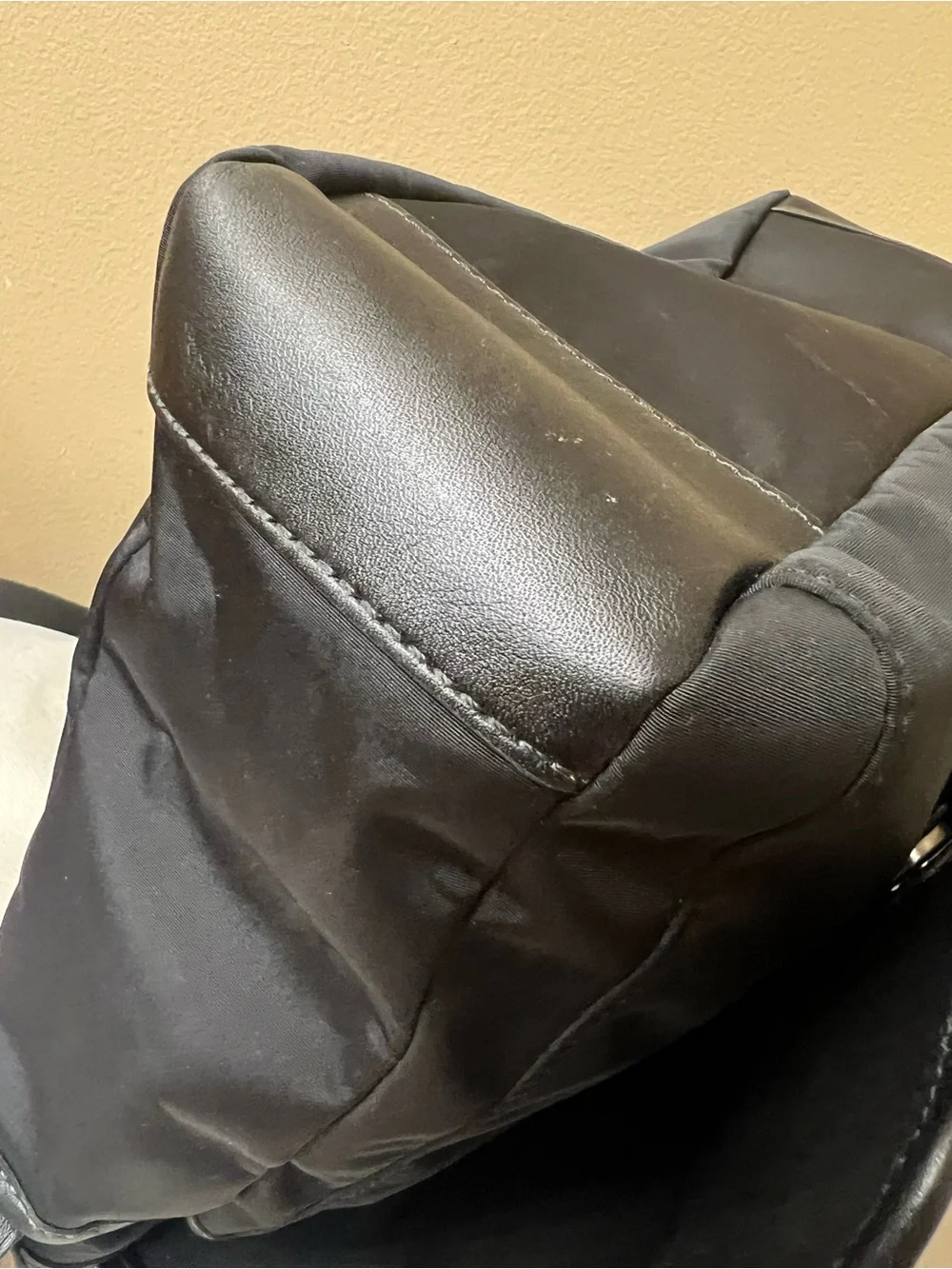 Coach Large Unisex Messenger Bag EUC